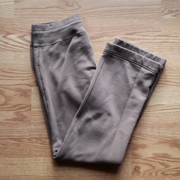 Nike sports pant - Picture 1 of 5